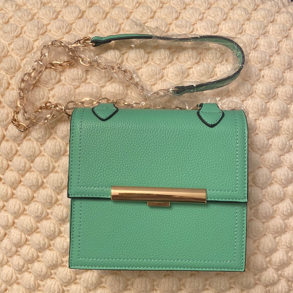 Green mini purse